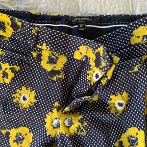 Size 6P, Floral Pants